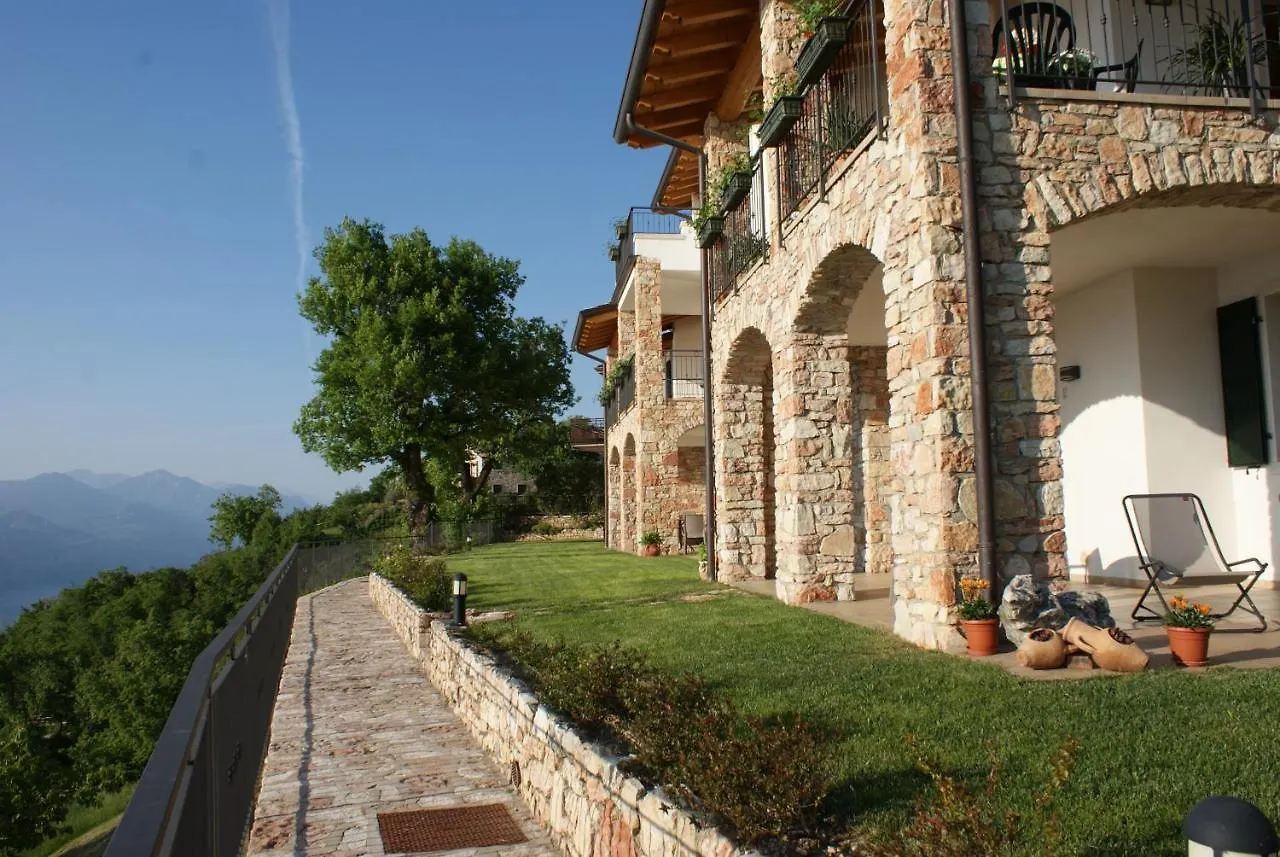 La Casa Di Pericle Aparthotel Brenzone sul Garda Italy